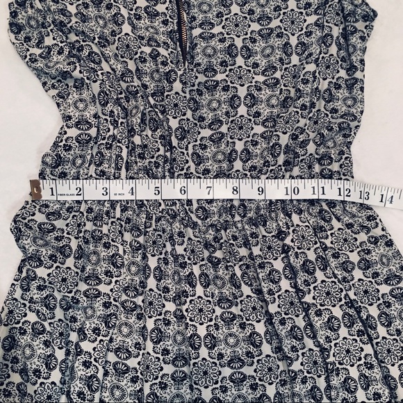 🤑BOGO🤑 Cute black and white summer dress. - Picture 7 of 14